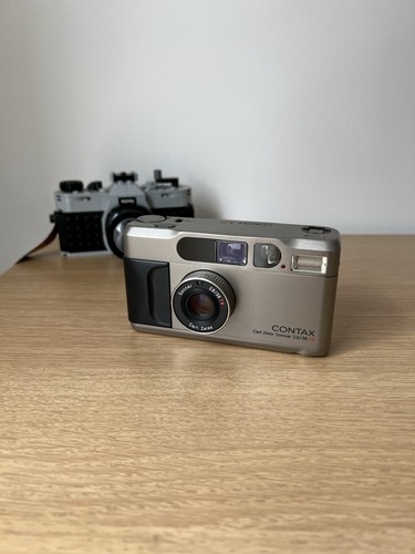 Contax read - contax,