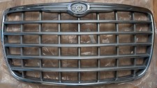Chrysler 300c Front Grill