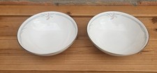 A Pair of Royal Doulton Carnation Fruit Dishes / Bowls - 5 1/4 inch rim