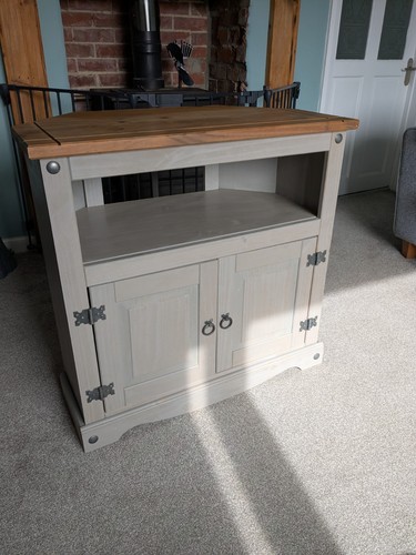 Painted pine corner unit - pine, tv