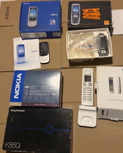 Old 2000s phones nokia 6303 - 2000s,