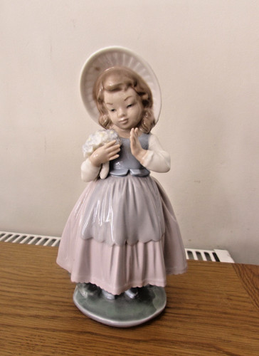 Nao lladro figurine - nao, "