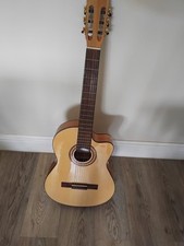 spanish acoustic guitar nylon strung with eletric connection