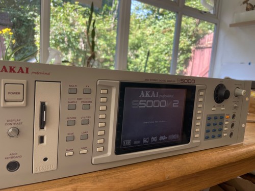 Akai s5000 sampler - akai, +