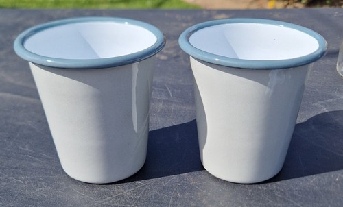 Falcon enamelware 9cm tall - x,