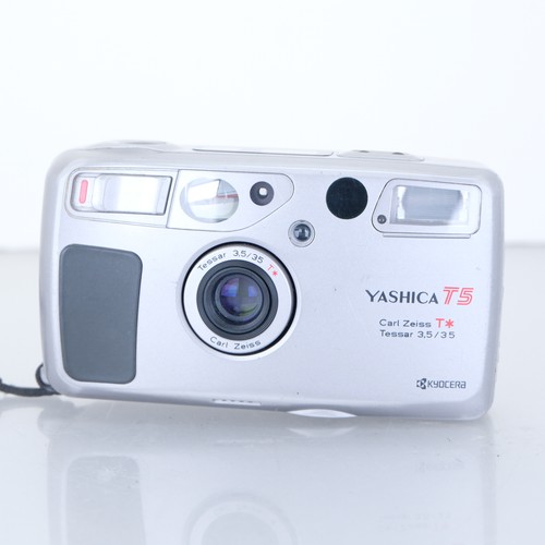 Yashica 35mm film camera - t5, t4