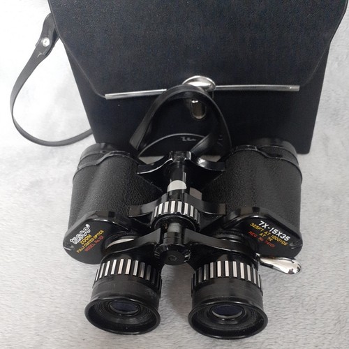 Tasco 15x35 zoom binoculars - zoom,