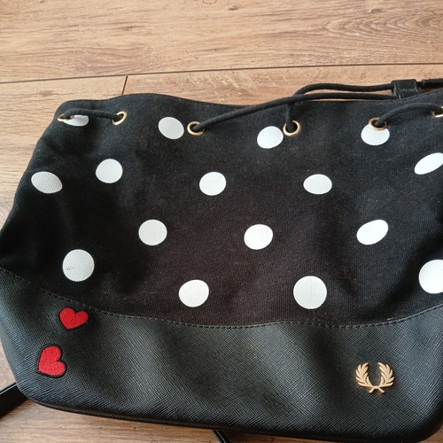 Fred perry amy winehouse - fred,