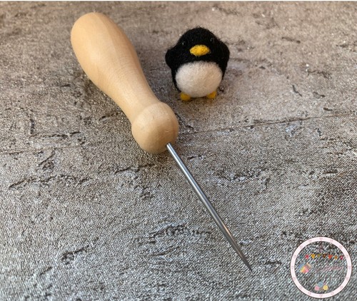 Heidifeathers needle felting - needle,