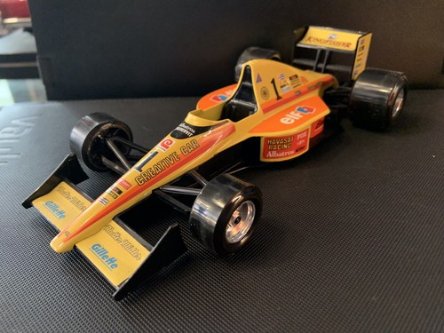 Scale burago bburago - 1:24,