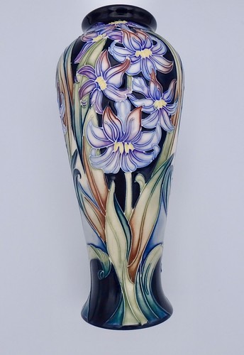 Moorcroft limited edition - limited,