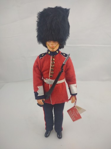 Peggy nisbet guardsmen royal - peggy,