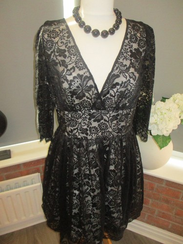 Vintage pearl lowe peacocks - at,