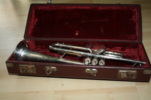 Vintage trumpet weltklang - trumpet, by