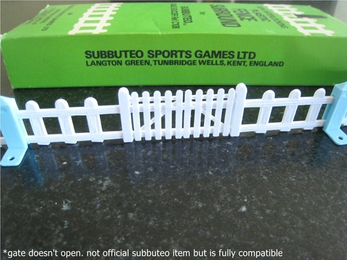 Subbuteo table cricket - subbuteo,