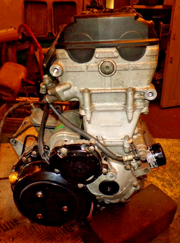 Suzuki hayabusa gsx 1300 - hayabusa, r
