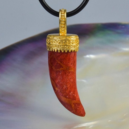Tiger claw design - claw, pendant
