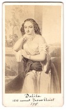 Photograph Dalia avant Jesus