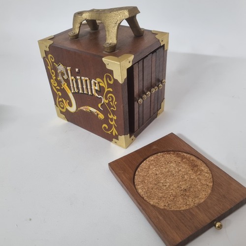 Vintage style shoe - shine, box