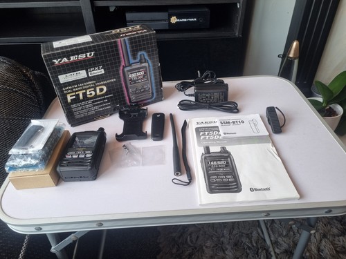 Yaesu vhf uhf air - ft-5d,