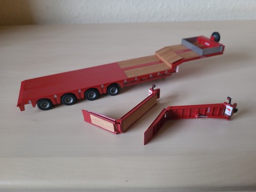 Liontoys nooteboom 4 axle - liontoys, 1:50