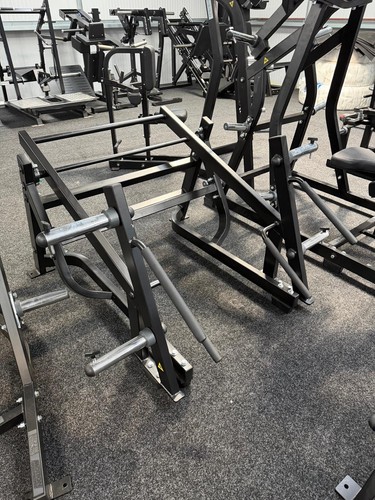 Hammer strength replica squat - strength,