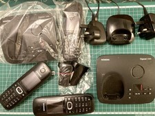 SIEMENS GIGASET C595 BUNDLE SOME NEW WITH UNUSED PHONE AND BASE UNIT