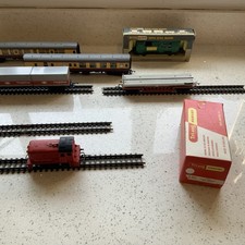 Hornby / TRI-ANG VINTAGE Mixed Train Locomotives Carriages Bundle Joblot Triang 