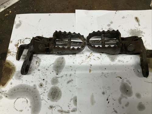 Beta zero foot pegs - beta,