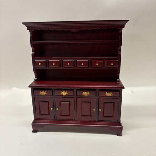 12th scale dolls house - 1:12th,