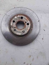 Toyota Avensis Sedan T25 Front