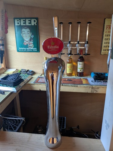 Estrella beer pump - full, bar
