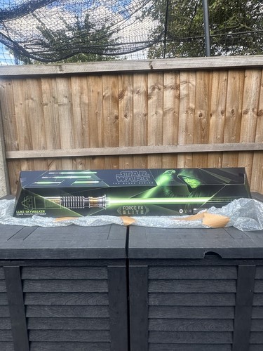 Star wars black series - star,