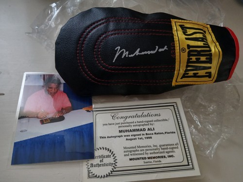 Muhammad ali signed - muhammad, vintage