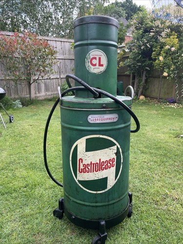 Vintage castrol oil - castrol, pump