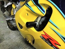 SUZUKI GSXR750 1996 - 2005 FAIRING CRASH MUSHROOMS SLIDERS BOBBINS BUNGS R7A4