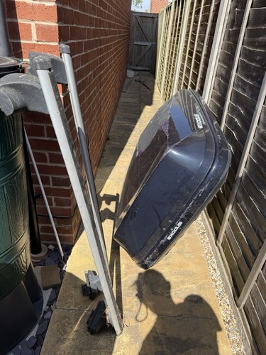 Exodus 470l roof box and - exodus,