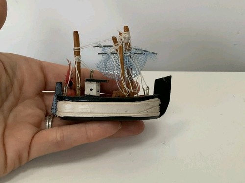 Vintage wooden model fishing - model,