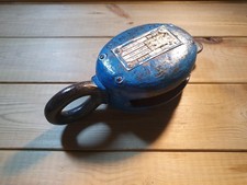 Vintage Wooden Block Royal