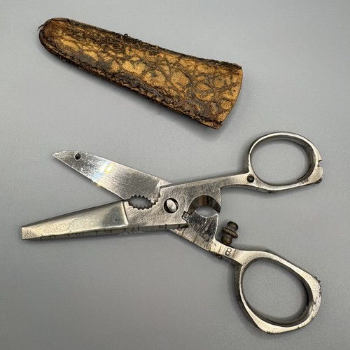 Rare antique universal - rare,