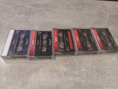 Job lot sony hi8 - ,