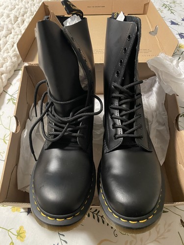 Martens 1490 eye - 1490, 10-eye