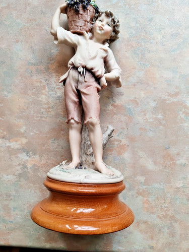 Giuseppe armani boy figurine - armani,