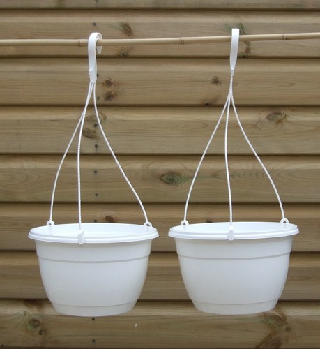 White 27cm hanging baskets - white,