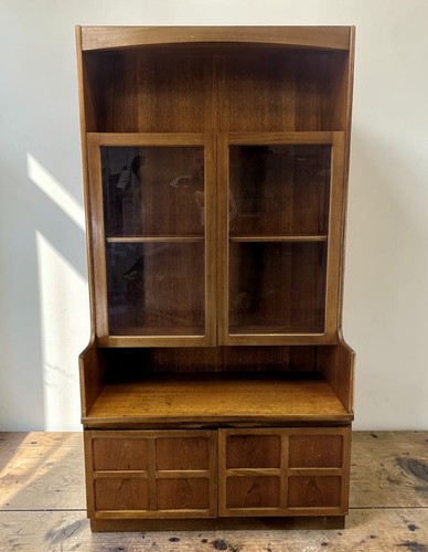 Display cabinet nathan squares - display,