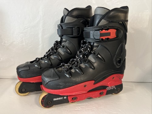 Cougar black red aggressive - cougar,