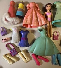 Polly Pocket Dolls & Clothes Bundle – Dresses, Shoes, Accessories Lot (2000s)