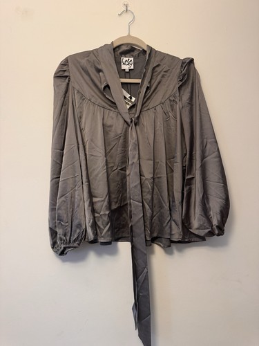 This appears a grey - this,