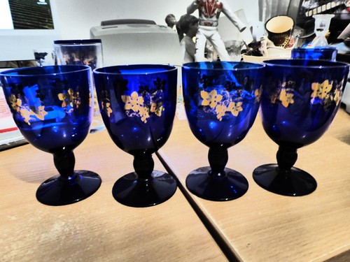Set blue glass glasses - 4,