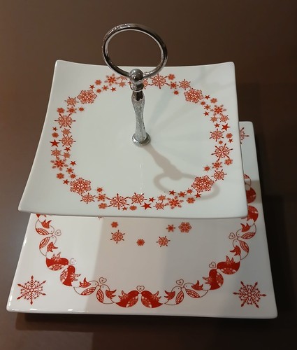 Tier square cake - cake, stand